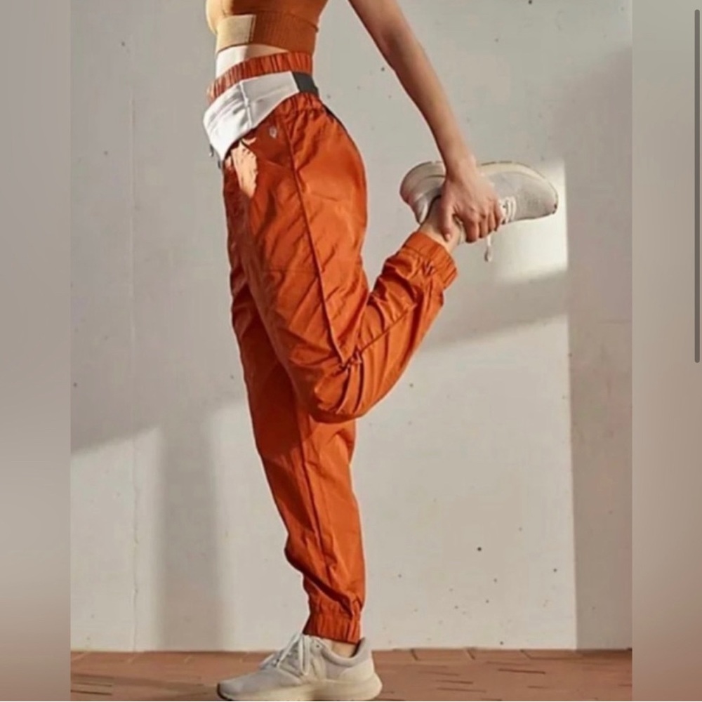 Free People Movement The Way Home Jogger copper brown Size small